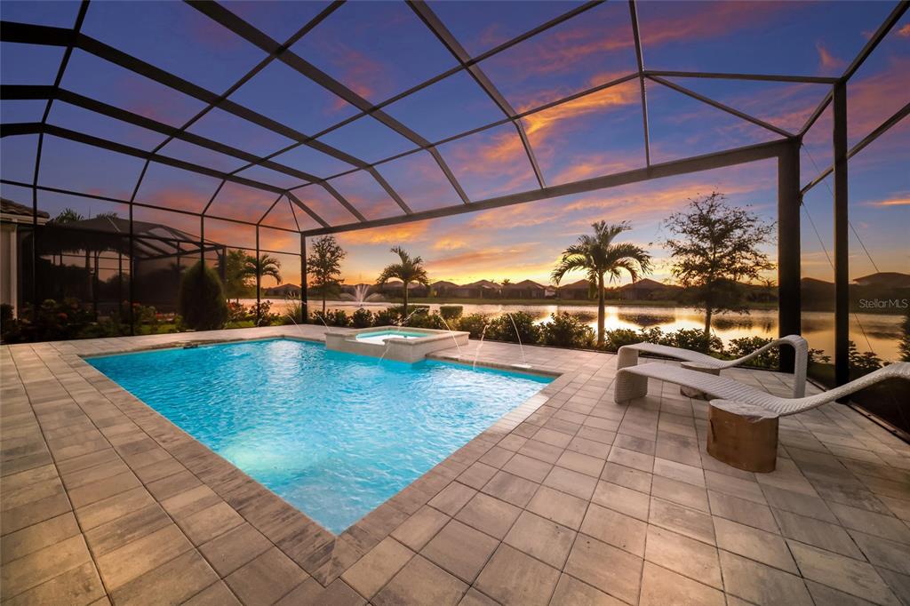 8343 PAVIA WAY, LAKEWOOD RANCH, FL — photo 2 of 41