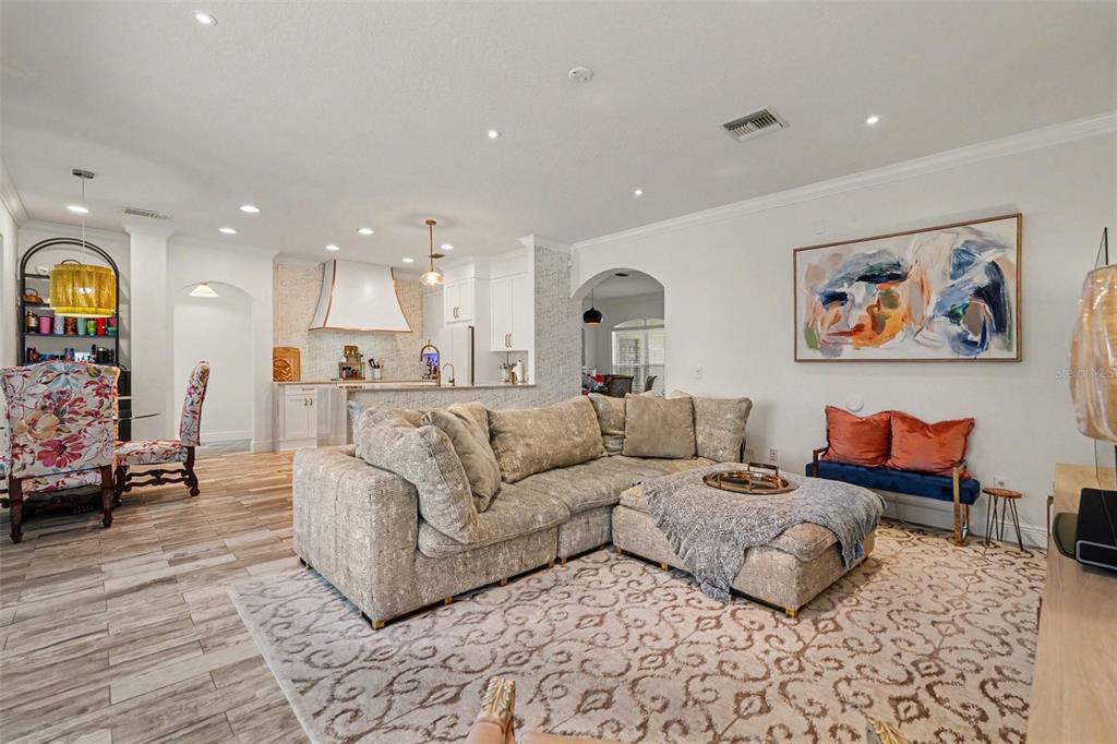 10875 CORY LAKE DRIVE, TAMPA, FL — photo 5 of 30