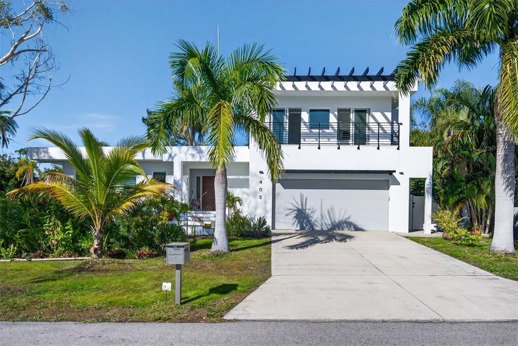 405 EDWARDS DRIVE