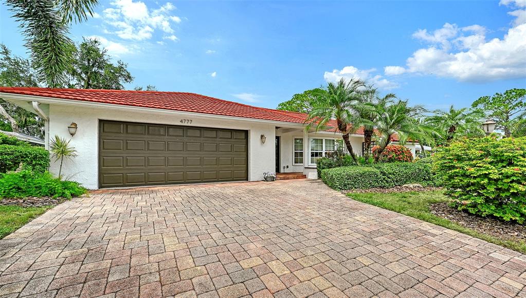 4777 OVERBURY PLACE, SARASOTA, FL — photo 4 of 30