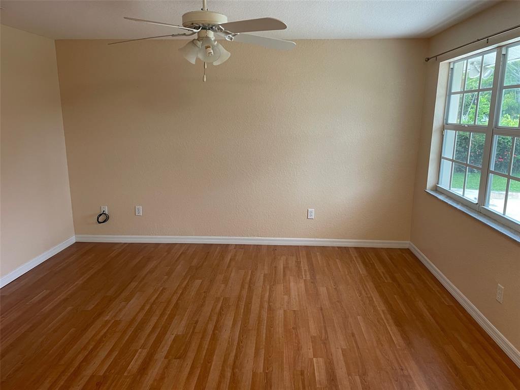 517 SKYLARK LANE NW, PORT CHARLOTTE, FL — photo 5 of 28
