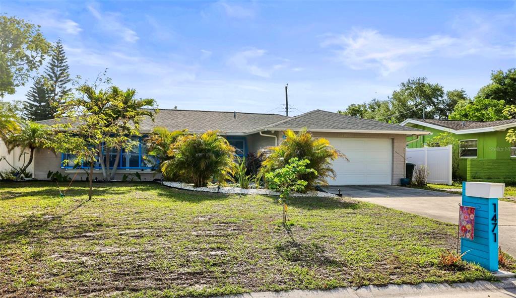 1471 SAN ROY DRIVE