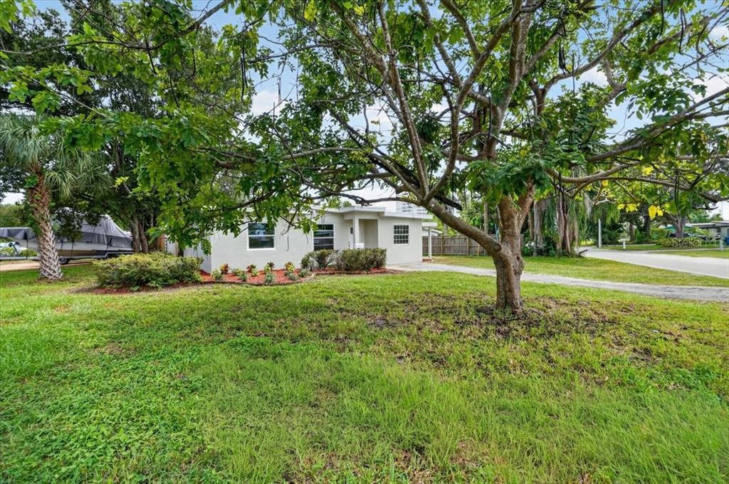 6790 DATE PALM AVENUE S, ST PETERSBURG, FL — photo 3 of 28