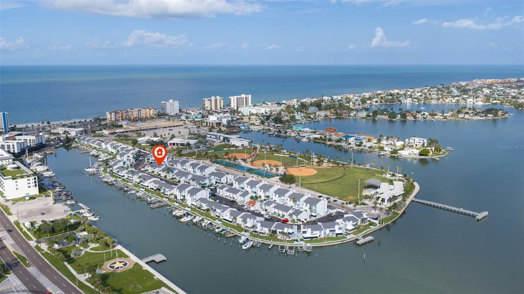 230 MEDALLION BOULEVARD UNIT F, MADEIRA BEACH, FL — photo 2 of 30