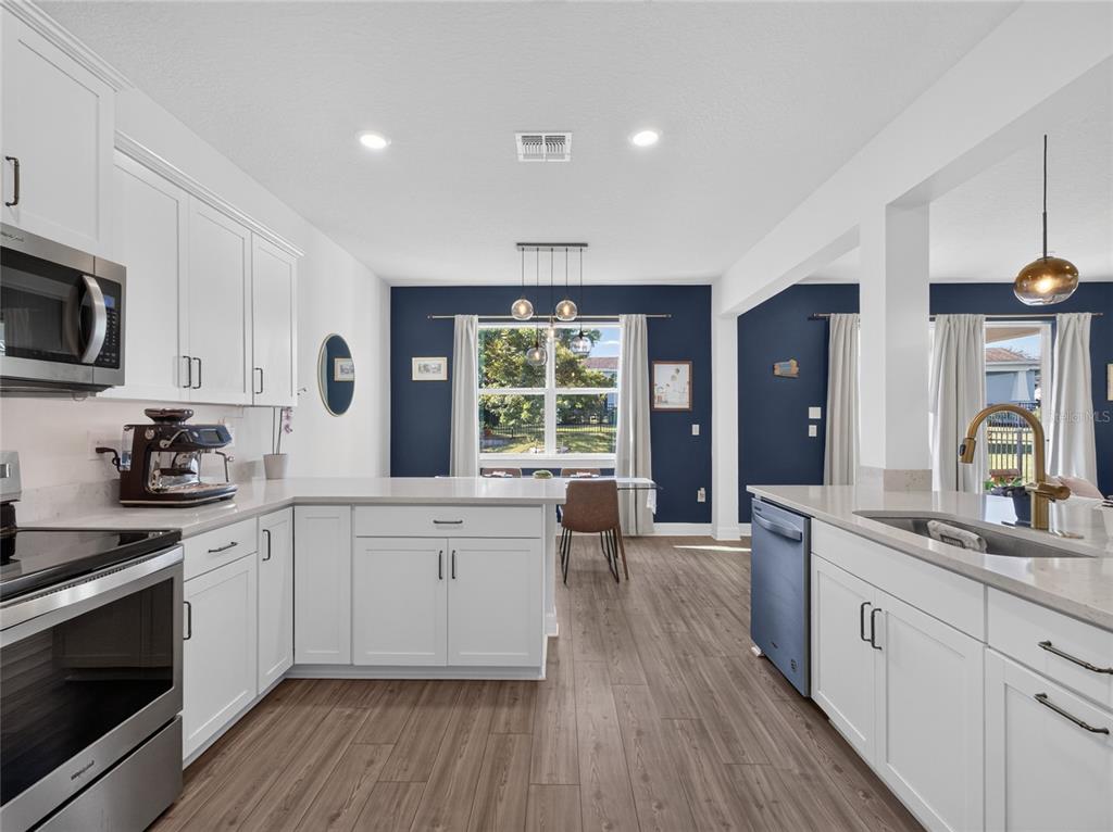 2696 BOBCAT CHASE BOULEVARD, OAKLAND, FL — photo 3 of 30