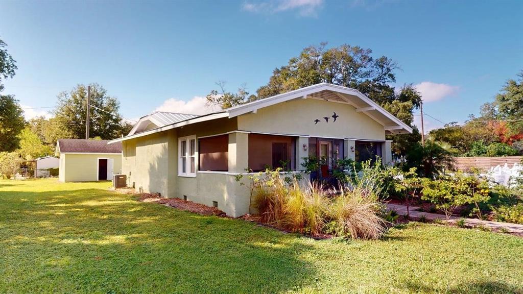 2010 S MAPLE AVENUE