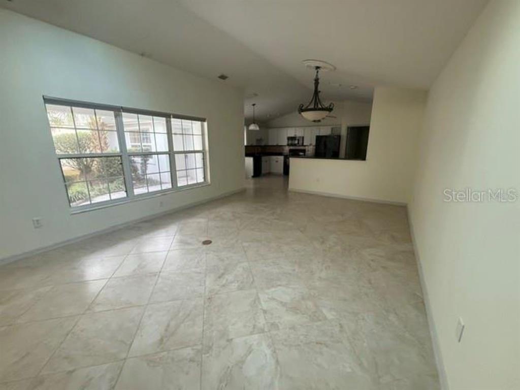17816 SE 115TH COURT, SUMMERFIELD, FL — photo 3 of 13