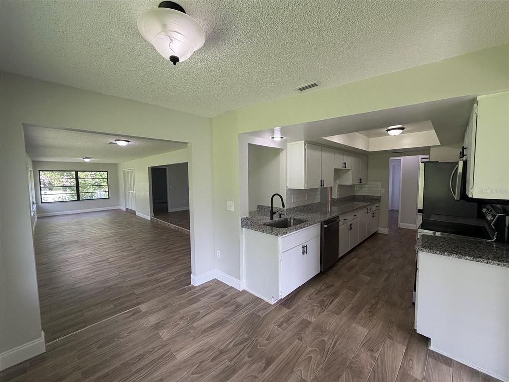 15 SHUMARD COURT E, HOMOSASSA, FL — photo 2 of 30
