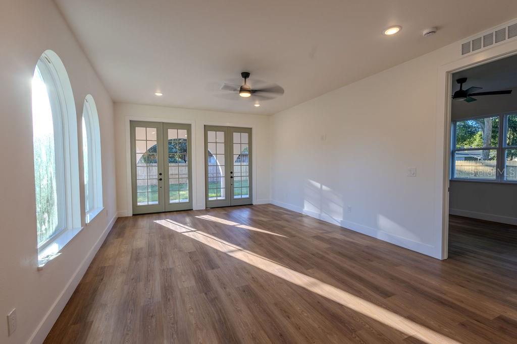 2045 SOUTH STREET, OVIEDO, FL — photo 4 of 30