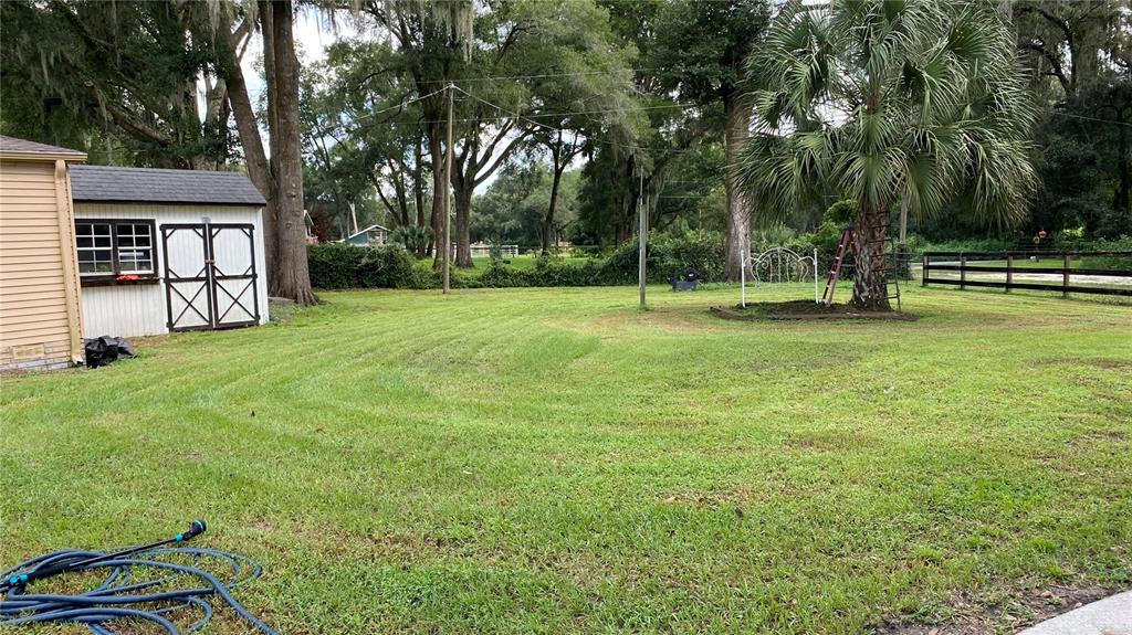 18620 NE 12TH COURT, CITRA, FL — photo 2 of 10