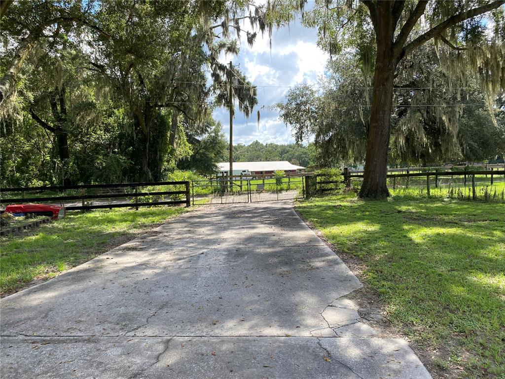 18620 NE 12TH COURT, CITRA, FL — photo 3 of 10