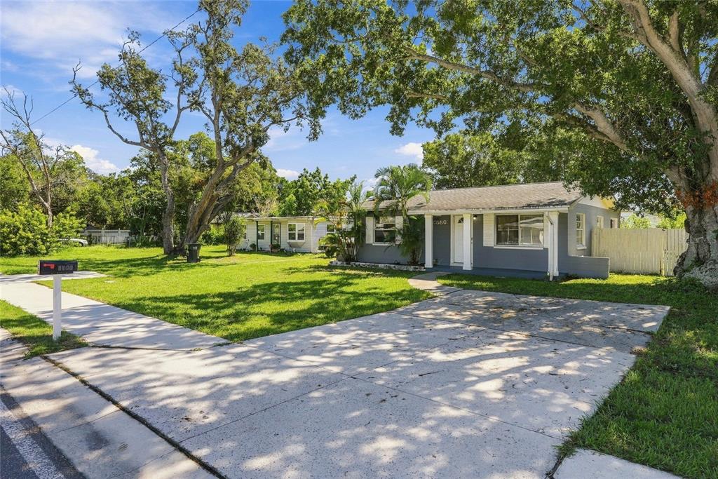 4586 42ND AVENUE N, ST PETERSBURG, FL — photo 2 of 28