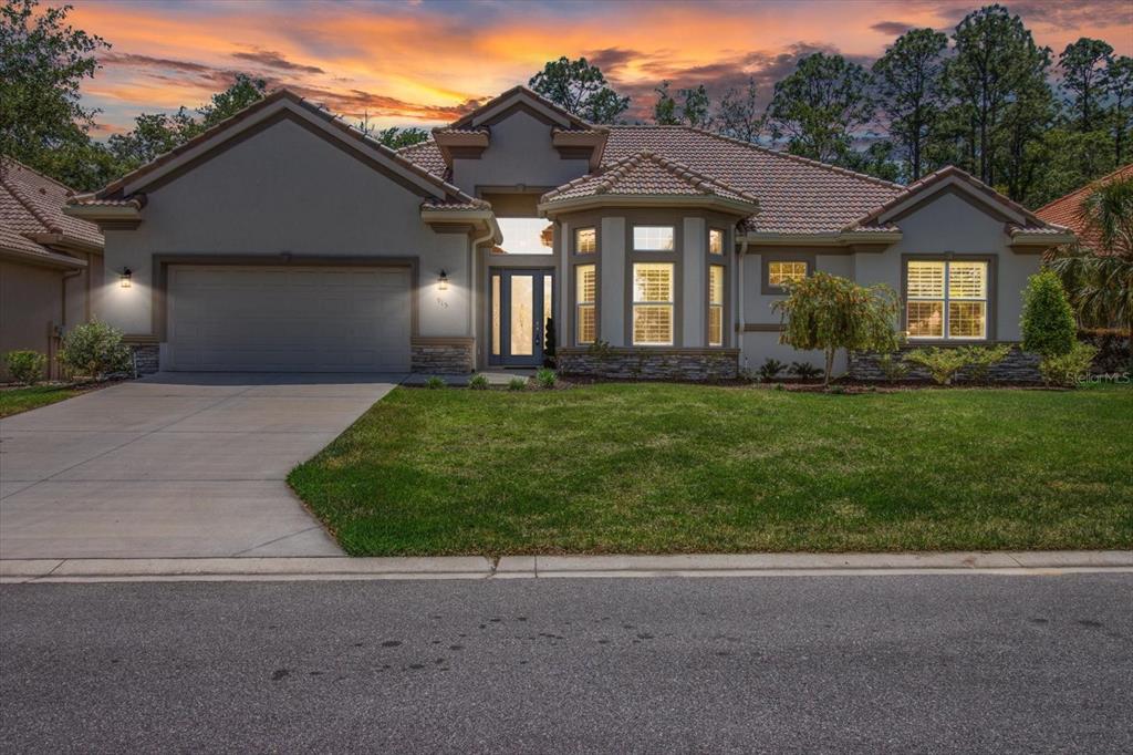 915 N HUNT CLUB DRIVE