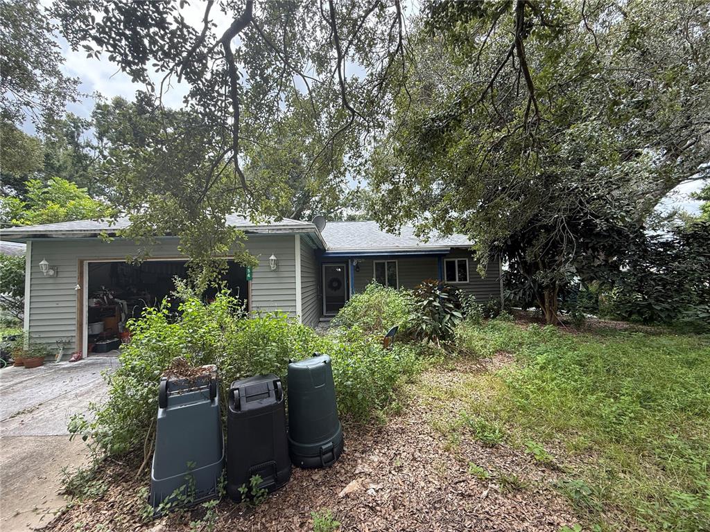 754 LOCKLEAR AVENUE