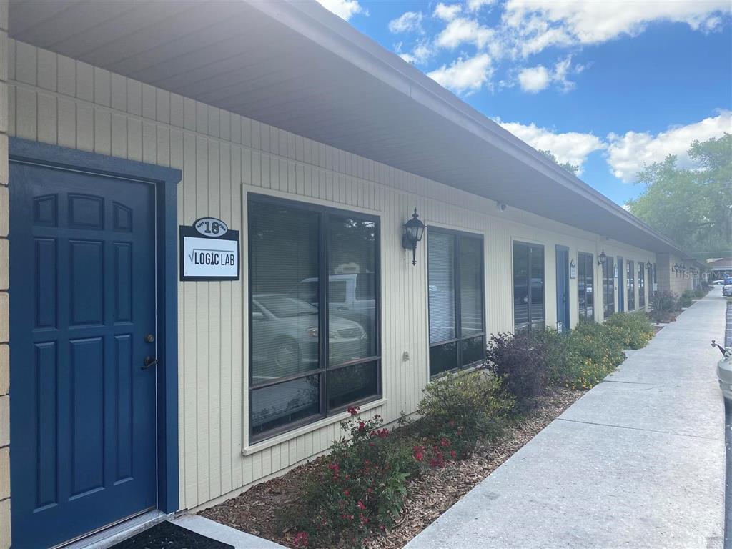 4509 NW 23RD AVENUE UNIT 17