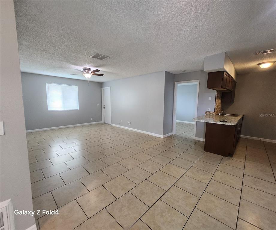 239 RED MAPLE PLACE, BRANDON, FL — photo 3 of 18