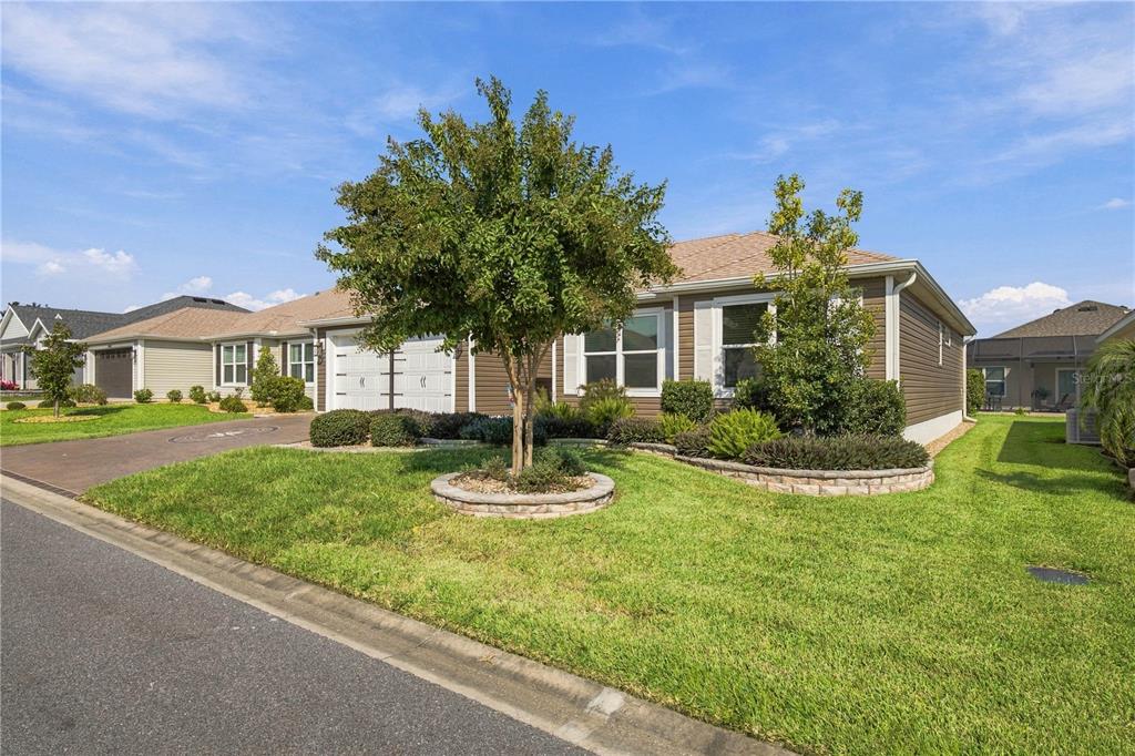 2505 DREW CIRCLE, THE VILLAGES, FL — photo 3 of 44