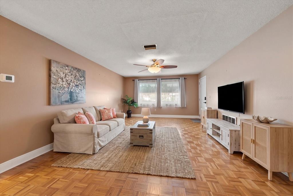 403 MINDY DRIVE, LARGO, FL — photo 4 of 30