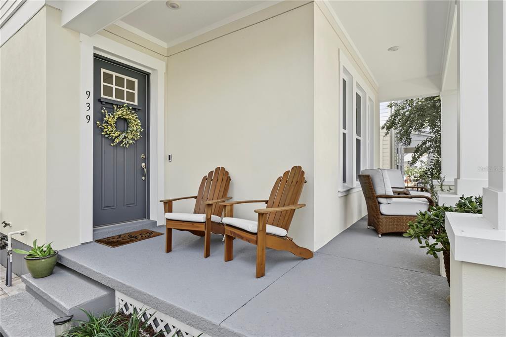 939 KYLEE ALLEY, WINTER GARDEN, FL — photo 4 of 30