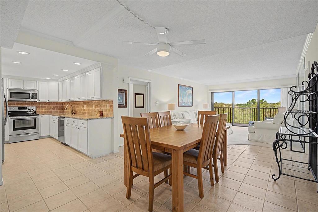 2700 BAYSHORE BOULEVARD UNIT 11202, DUNEDIN, FL — photo 5 of 29