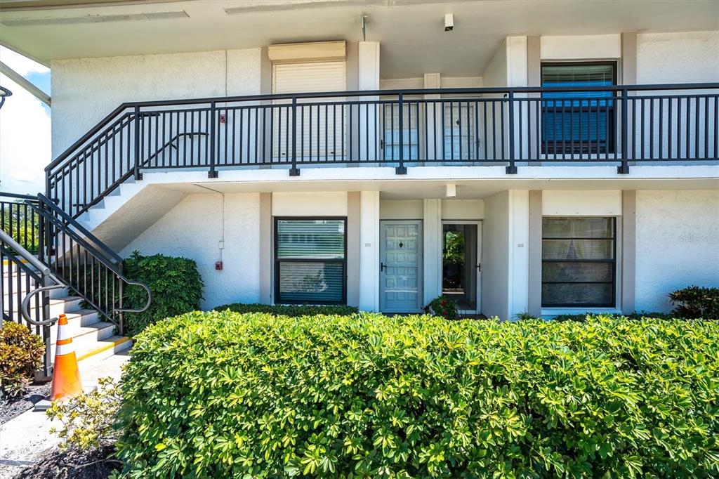 6210 SUN BOULEVARD UNIT 101, ST PETERSBURG, FL — photo 2 of 30