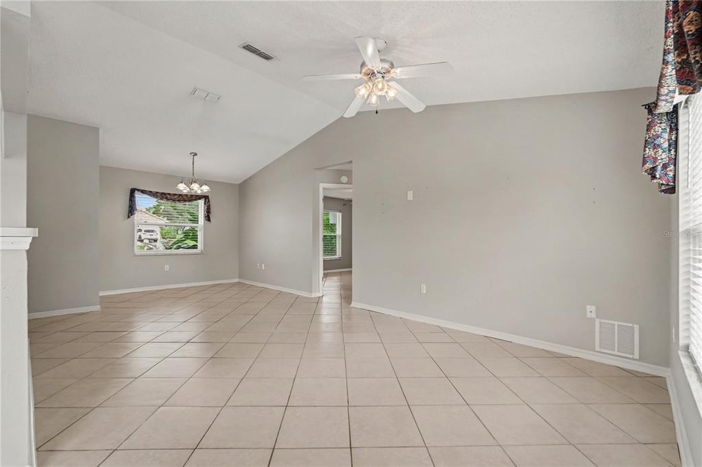 12450 CURRY DRIVE, SPRING HILL, FL — photo 4 of 26