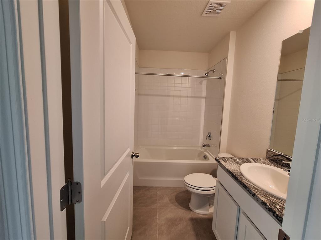 2733 WIDEWATER WAY, ZEPHYRHILLS, FL — photo 5 of 15