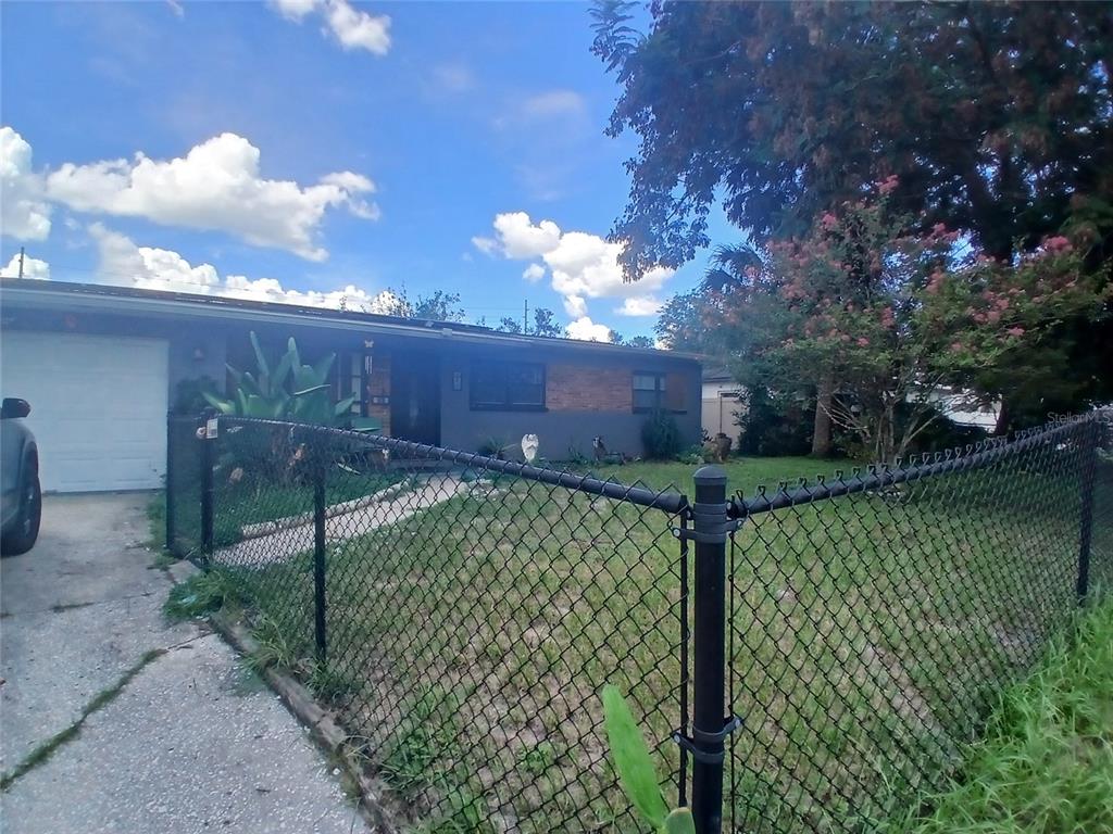 1818 HEATHER AVENUE, TAMPA, FL — photo 2 of 11