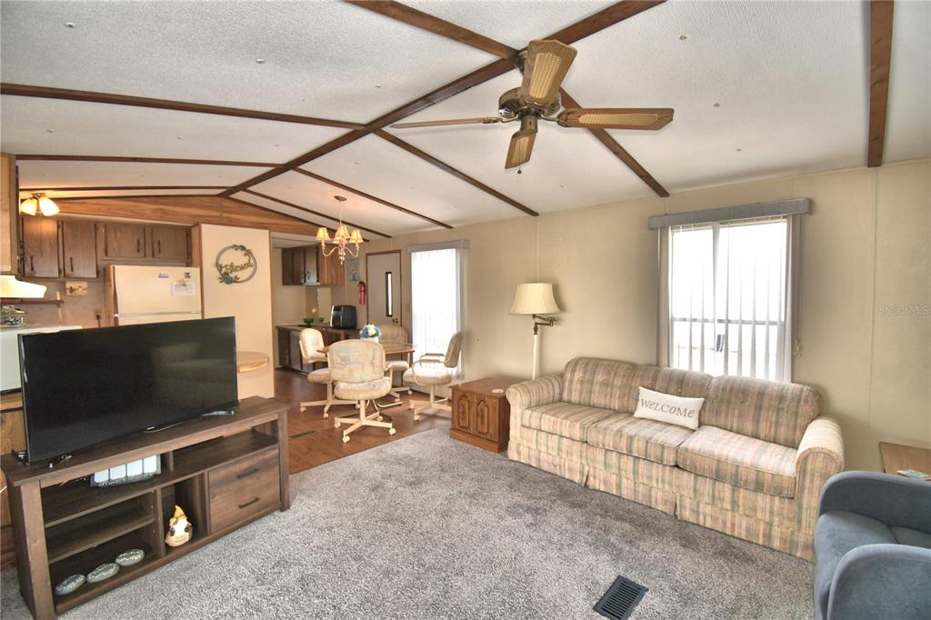 251 PATTERSON ROAD UNIT D4, HAINES CITY, FL — photo 5 of 40