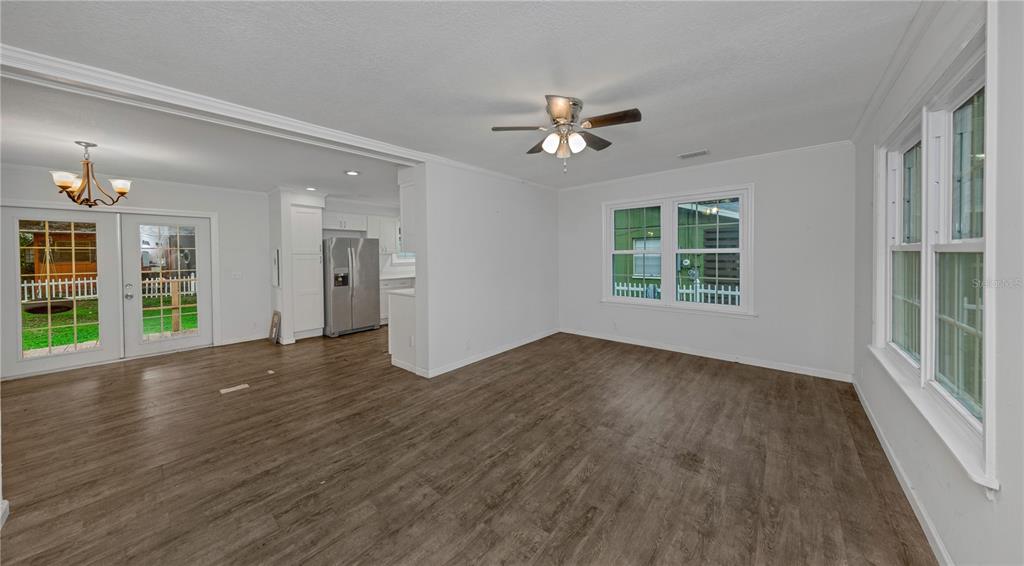 4602 W CHISHOLM STREET, TAMPA, FL — photo 2 of 22