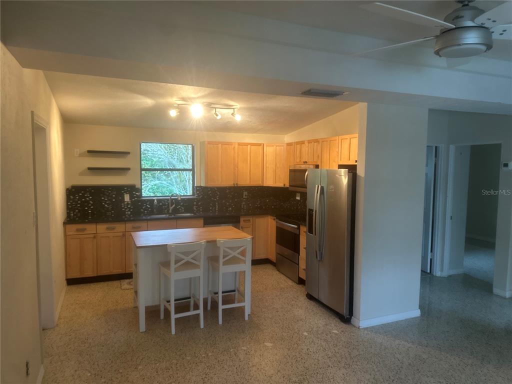 4702 CRONIN DRIVE, SARASOTA, FL — photo 5 of 11