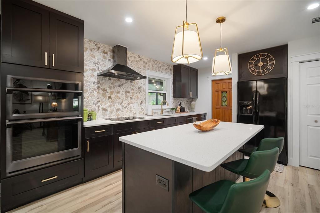 1003 MANDALAY DRIVE, BRANDON, FL — photo 4 of 26