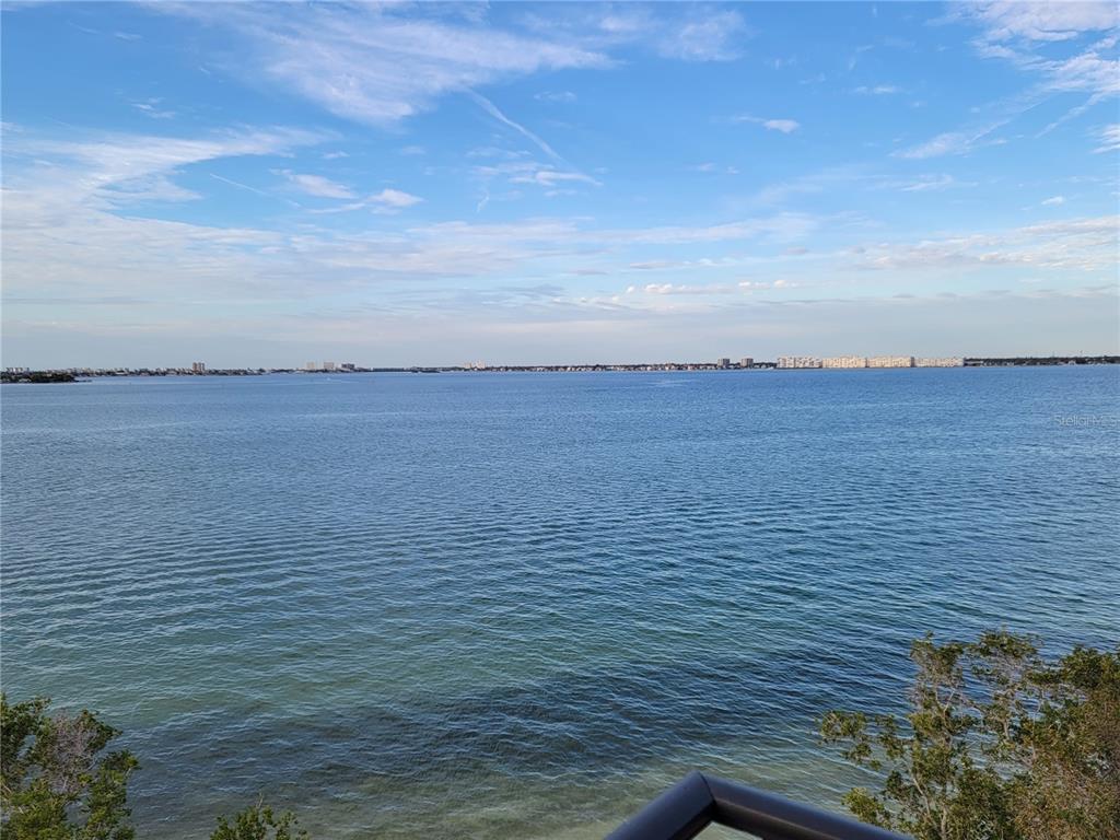 6211 SUN BOULEVARD UNIT 508, ST PETERSBURG, FL — photo 4 of 30