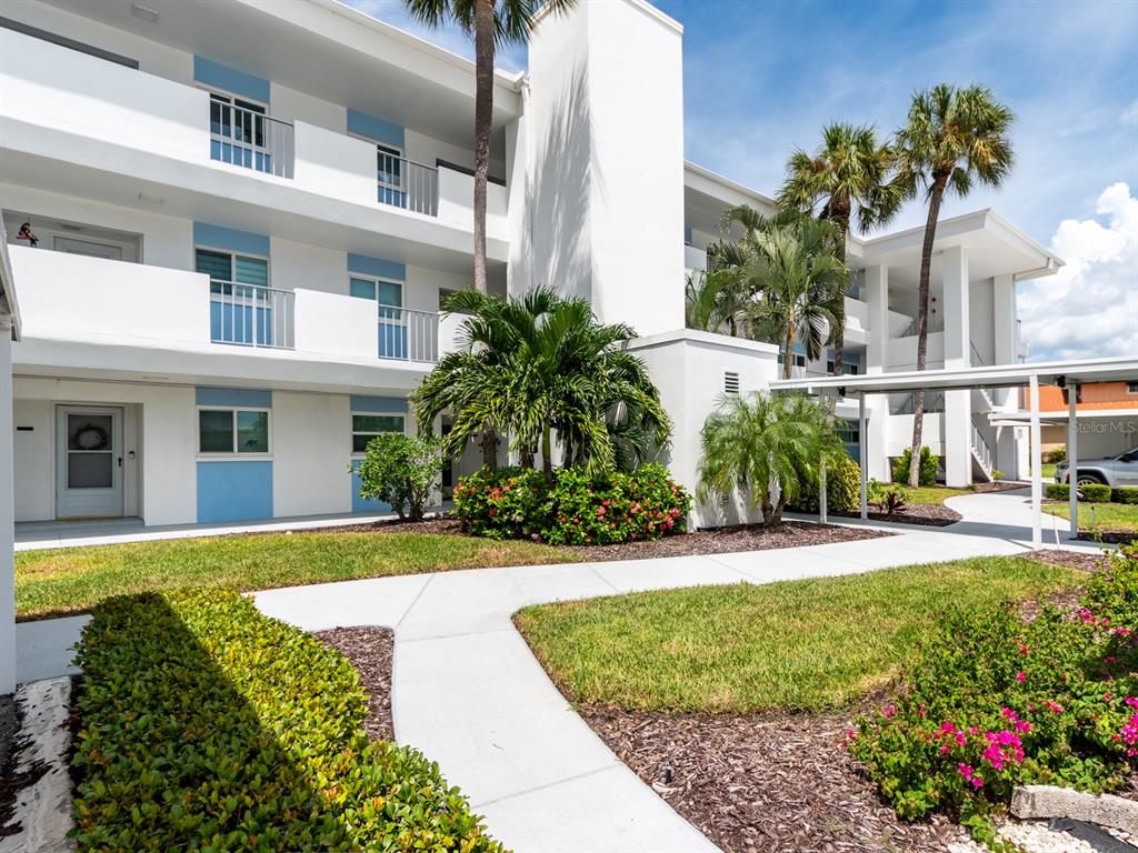 770 ISLAND WAY UNIT N103, CLEARWATER BEACH, FL — photo 4 of 30