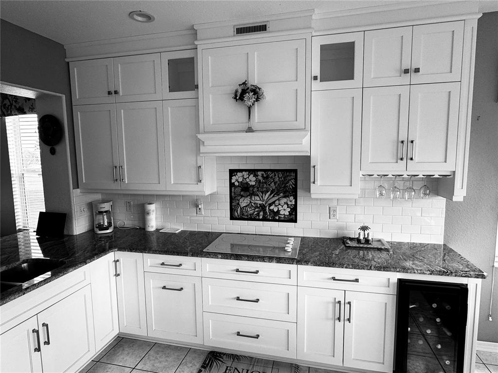 9345 SE 136TH PLACE, SUMMERFIELD, FL — photo 4 of 7