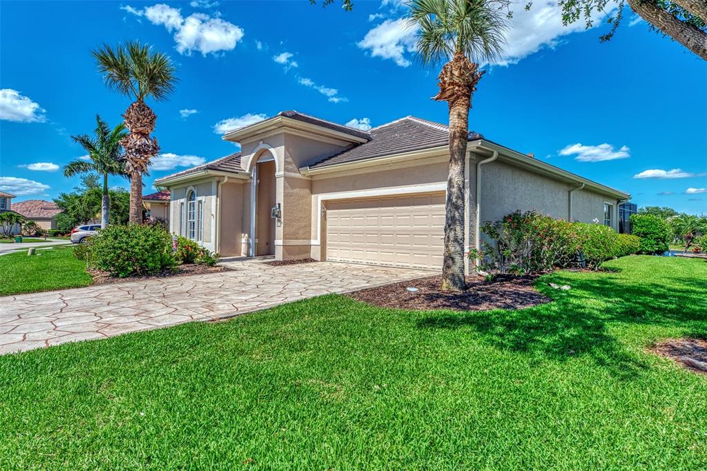 13335 GOLF POINTE DRIVE, PORT CHARLOTTE, FL — photo 4 of 30