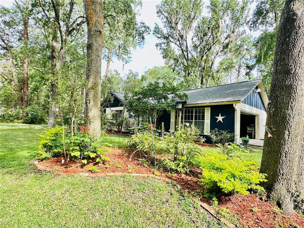8614 SW 1ST AVENUE, GAINESVILLE, FL — photo 3 of 30