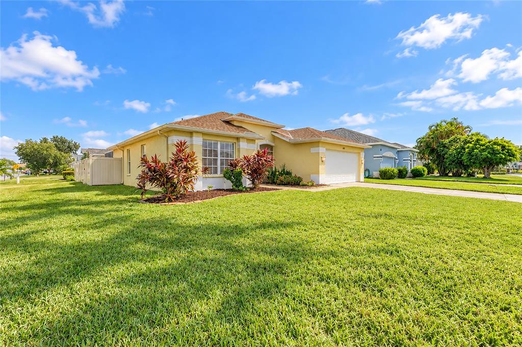 4515 50TH DRIVE W, BRADENTON, FL — photo 2 of 30