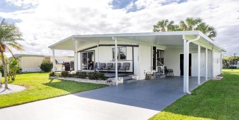 1520 BLUE HERON DRIVE