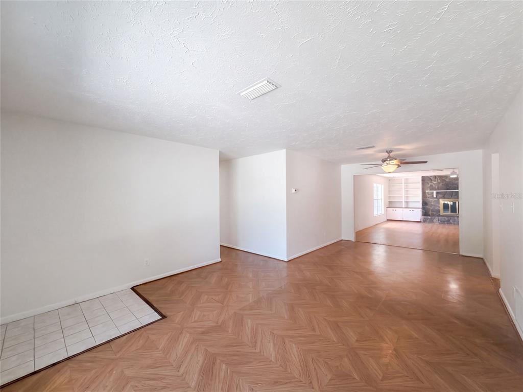 3010 HATTON STREET, SARASOTA, FL — photo 3 of 25