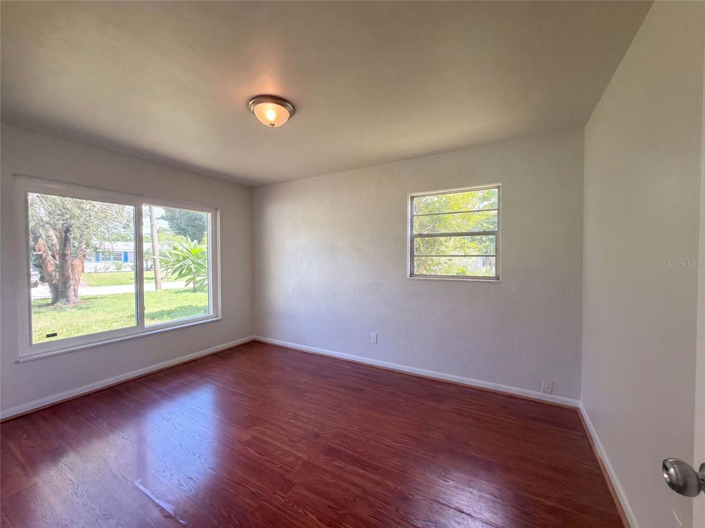 3010 HATTON STREET, SARASOTA, FL — photo 4 of 25