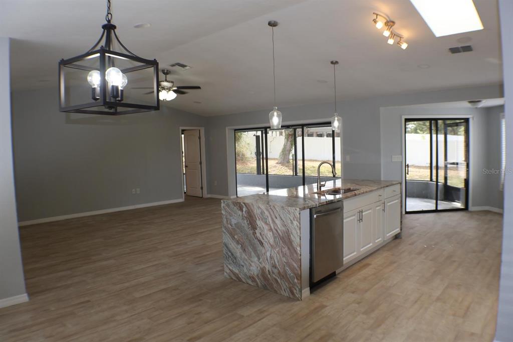 13365 DRAYTON DRIVE, SPRING HILL, FL — photo 3 of 14