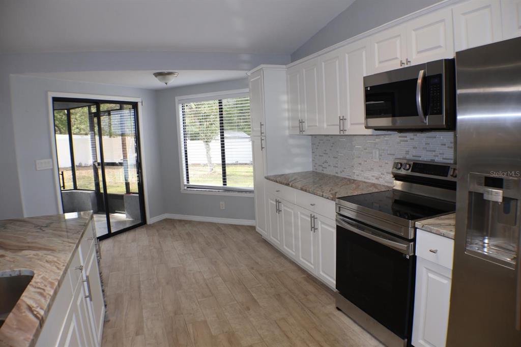 13365 DRAYTON DRIVE, SPRING HILL, FL — photo 5 of 14