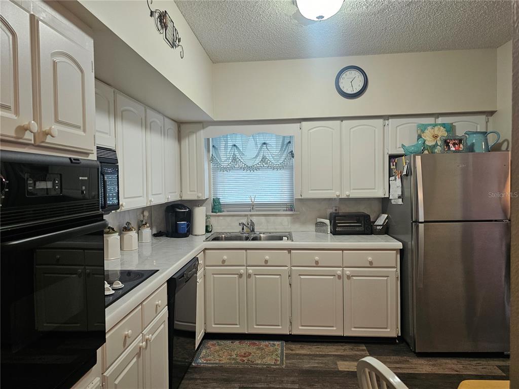 2320 BRISBANE STREET UNIT 44, CLEARWATER, FL — photo 2 of 30