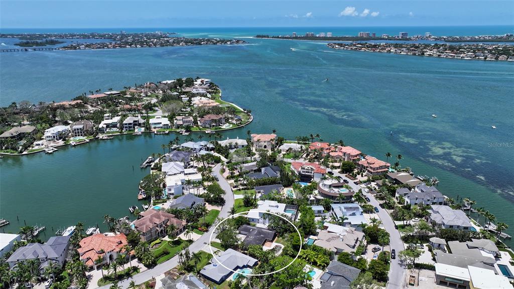 1387 HARBOR DRIVE