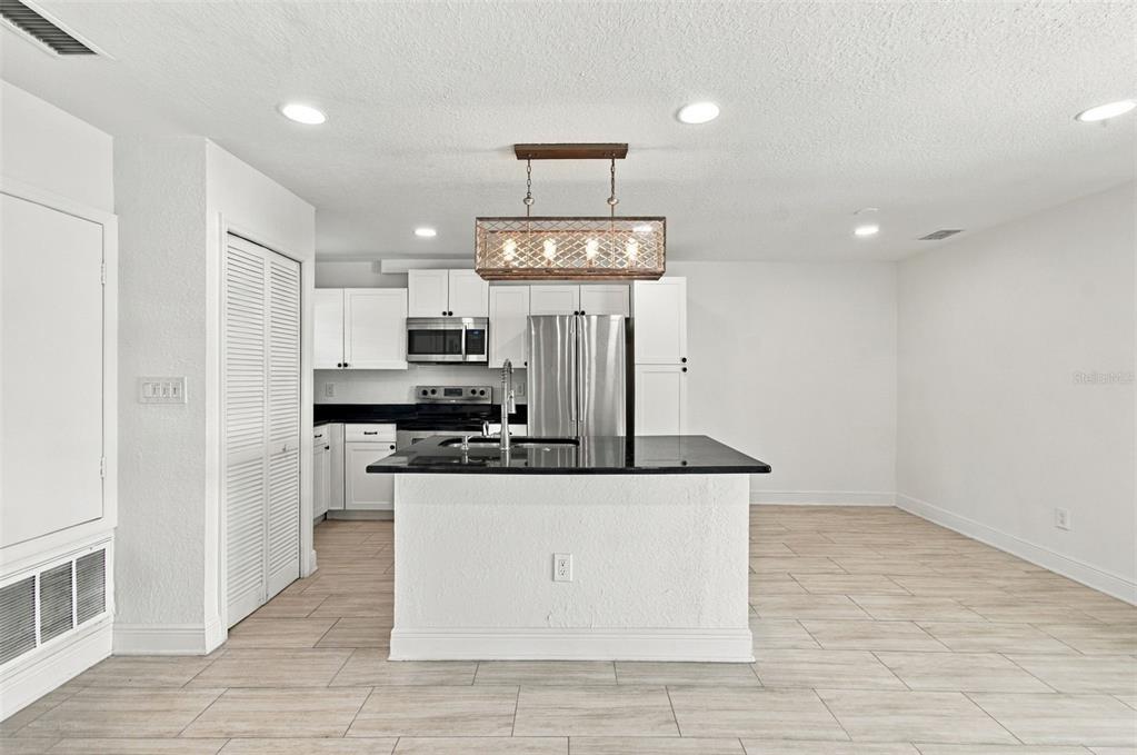 1319 E SOUTH STREET, ORLANDO, FL — photo 5 of 24