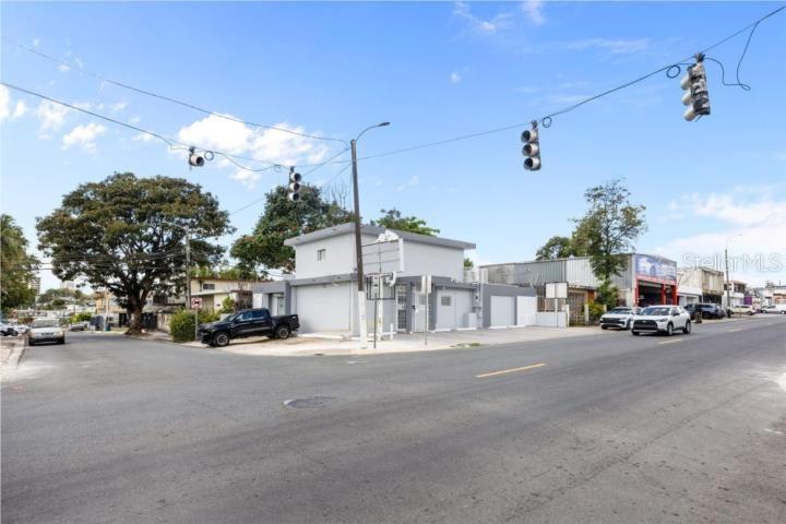LAS LOMAS H 22 AVE. SAN PATRICIO
