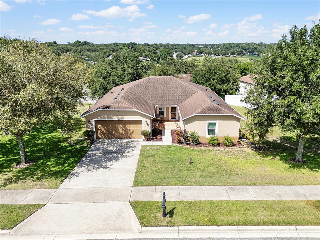 2388 YELLOW GRASS COURT, APOPKA, FL — photo 2 of 30