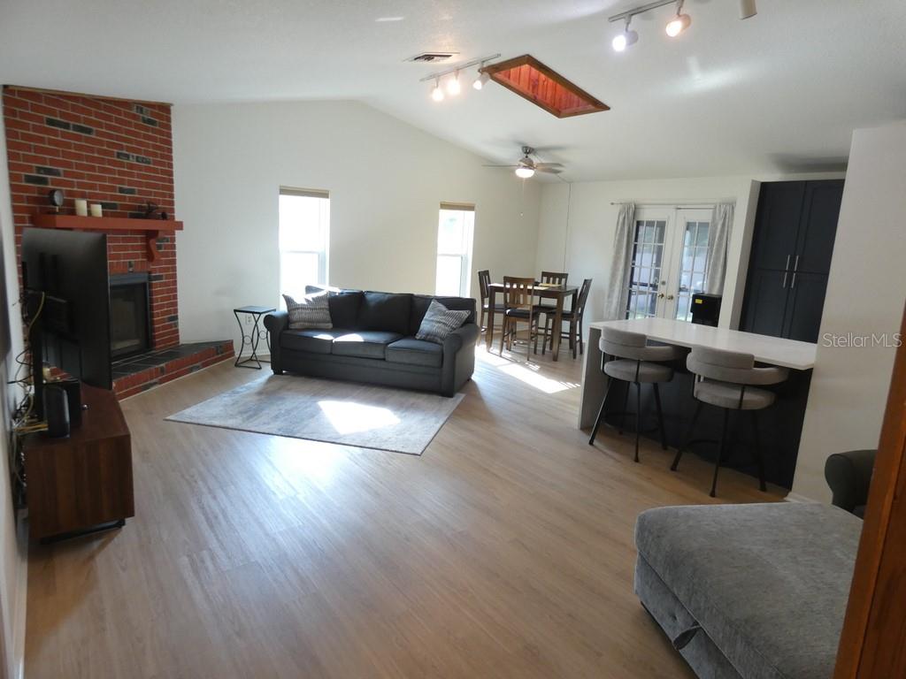 1368 NOELL BOULEVARD, PALM HARBOR, FL — photo 2 of 30