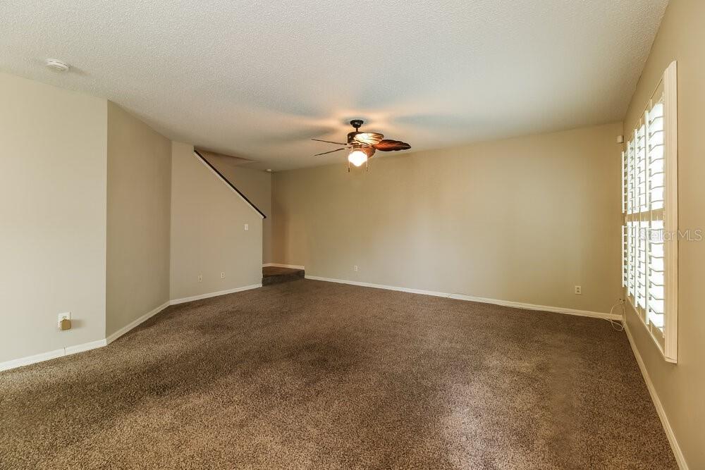 7131 WATERSIDE DRIVE, TAMPA, FL — photo 4 of 16